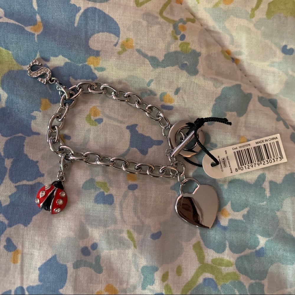 Charm bracelet
